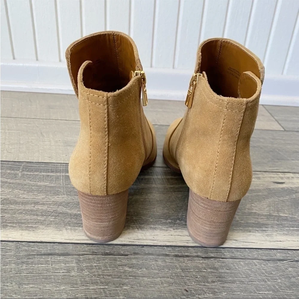 Tory Burch nwt tory